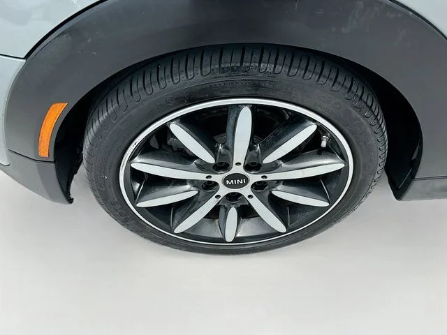 Used 2019 Gray MINI Signature image 32