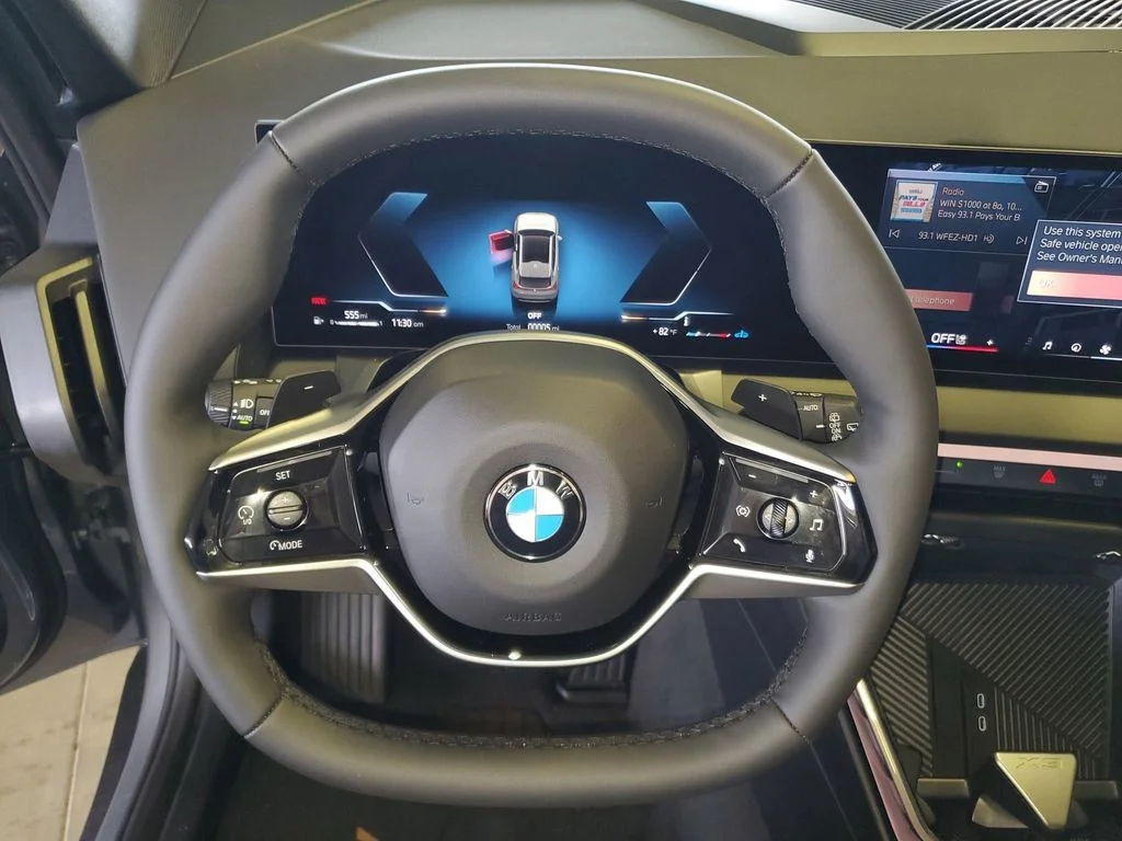 Used 2026 Skyscraper Grey Metallic BMW 30 xDrive image 17
