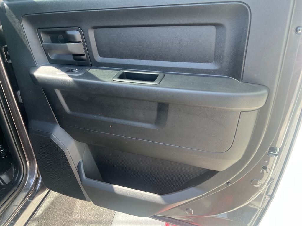 2025 RAM 2500 Tradesman - Photo 34