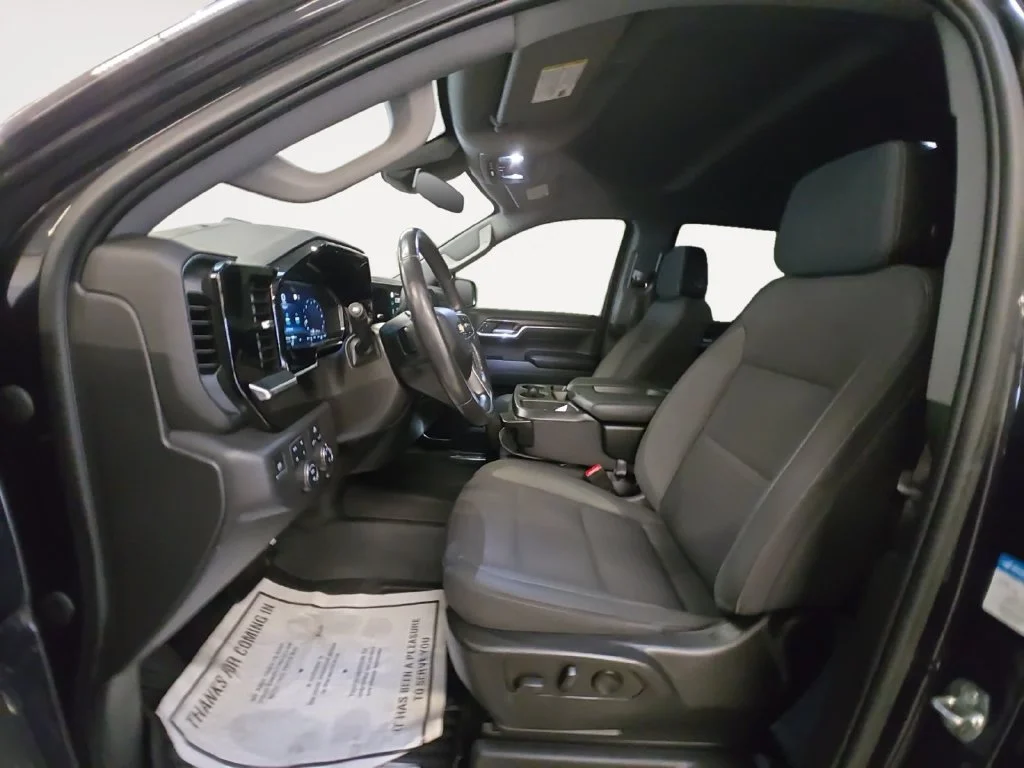 Used 2022 DARK ASH METALLIC Chevrolet LT image 16