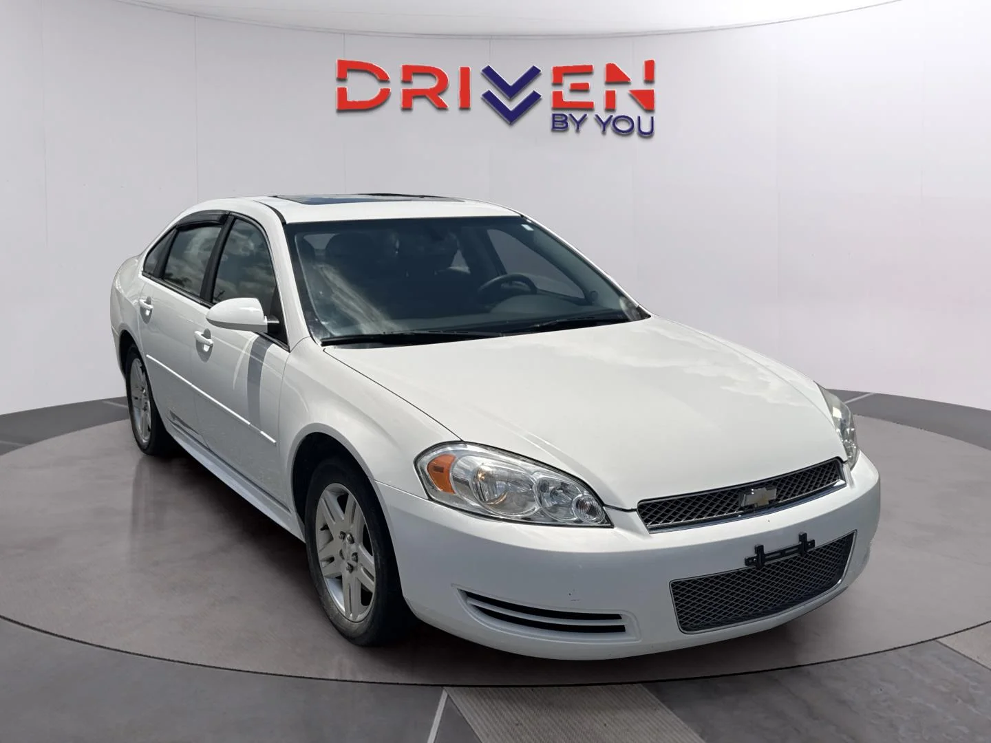 Used 2015 SUMMIT WHITE Chevrolet LT image 7