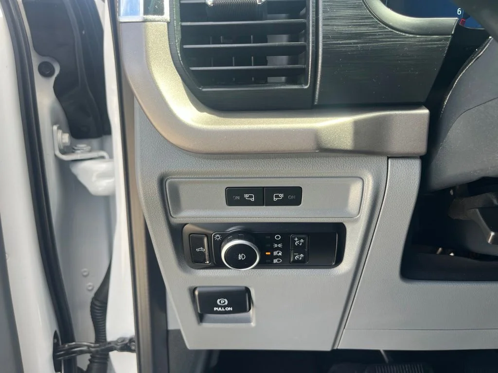 Used 2024 White Ford XLT image 19