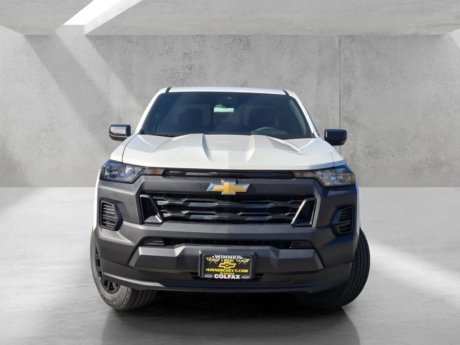 New 2026 Summit White Chevrolet WT image 2
