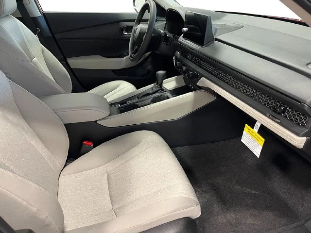 New 2026 Platinum White Pearl Honda LX image 25