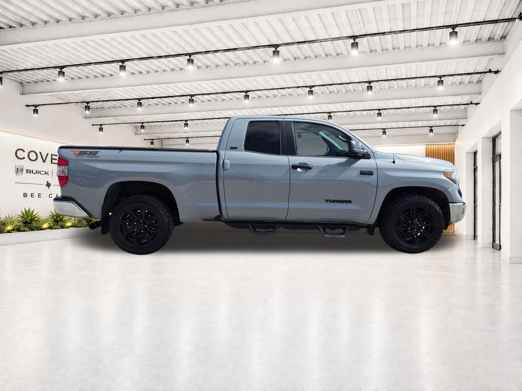 Used 2019 Gray Toyota SR5 image 14