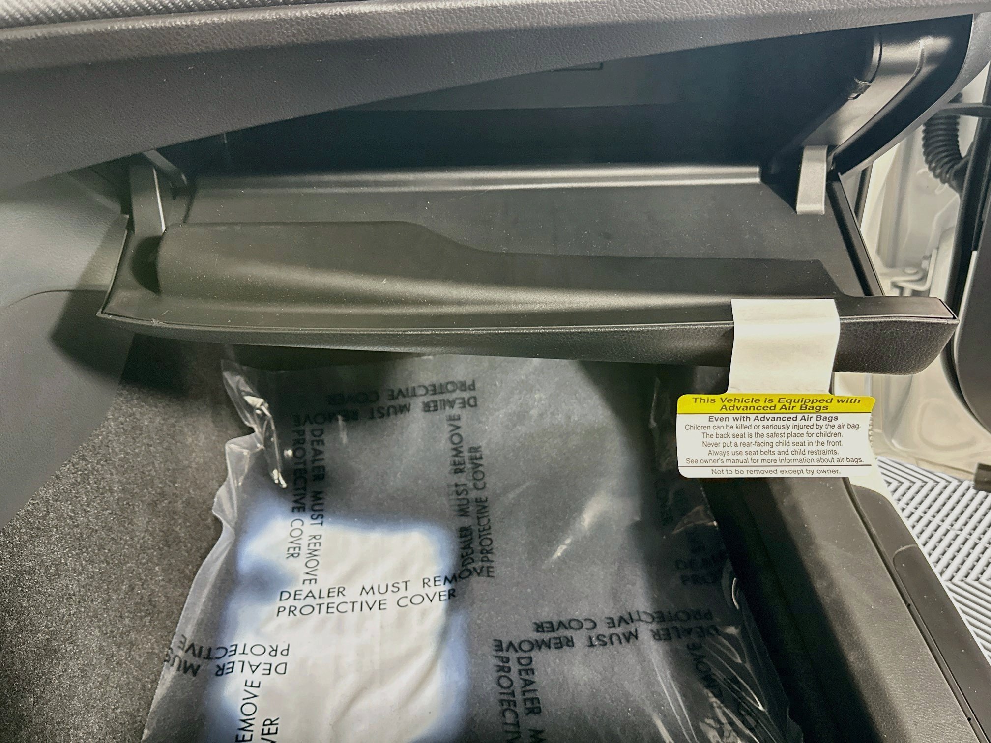 Used 2026 Ice Toyota SE image 32