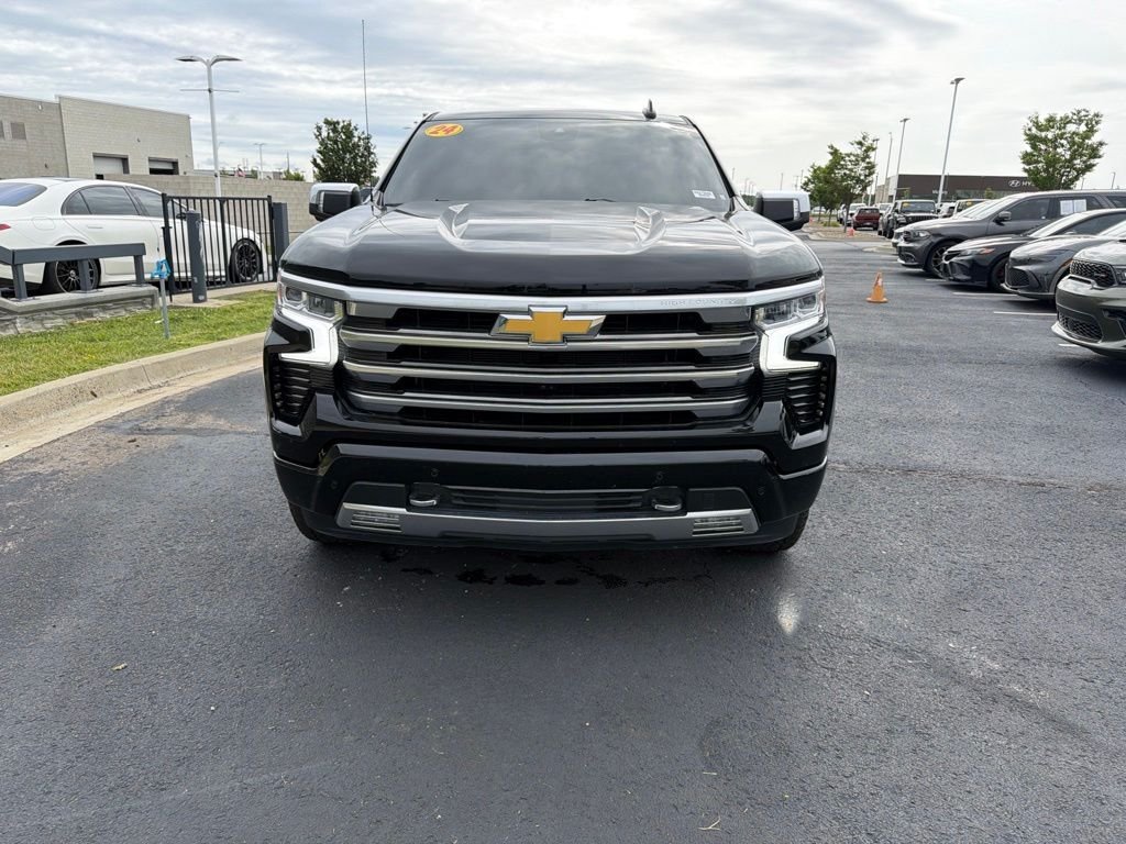 Used 2024 Chevrolet Silverado 1500 High Country with VIN 2GCUDJED9R1219080 for sale in Kansas City