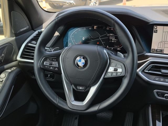 Used 2023 Black Sapphire Metallic BMW xDrive40i image 22