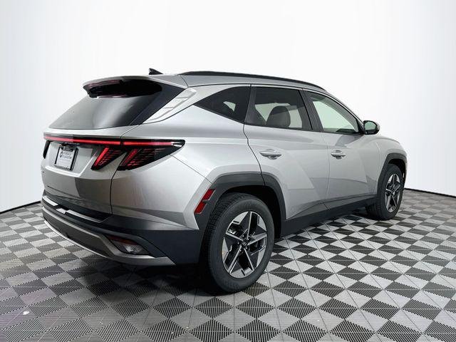 New 2026 Silver Hyundai SEL Premium FWD image 7