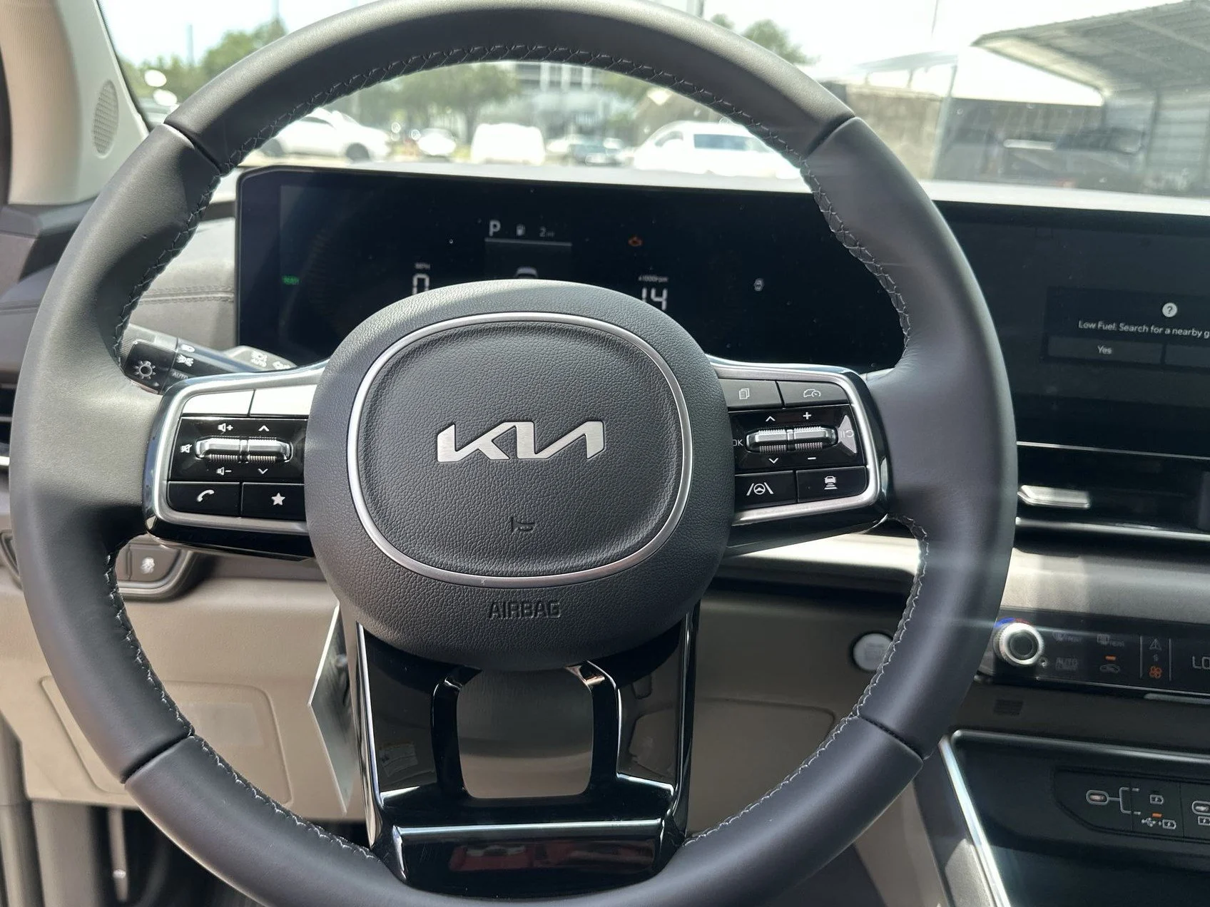 New 2026 Snow White Pearl Kia EX image 13