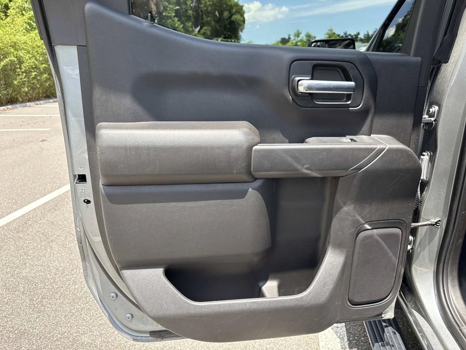 Used 2023 Sterling Gray Metallic Chevrolet Custom image 8