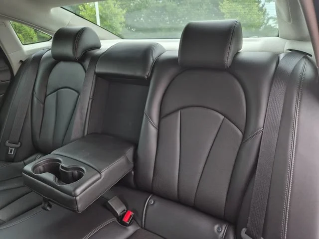 Used 2017 BLACK OYNX Buick Essence image 33