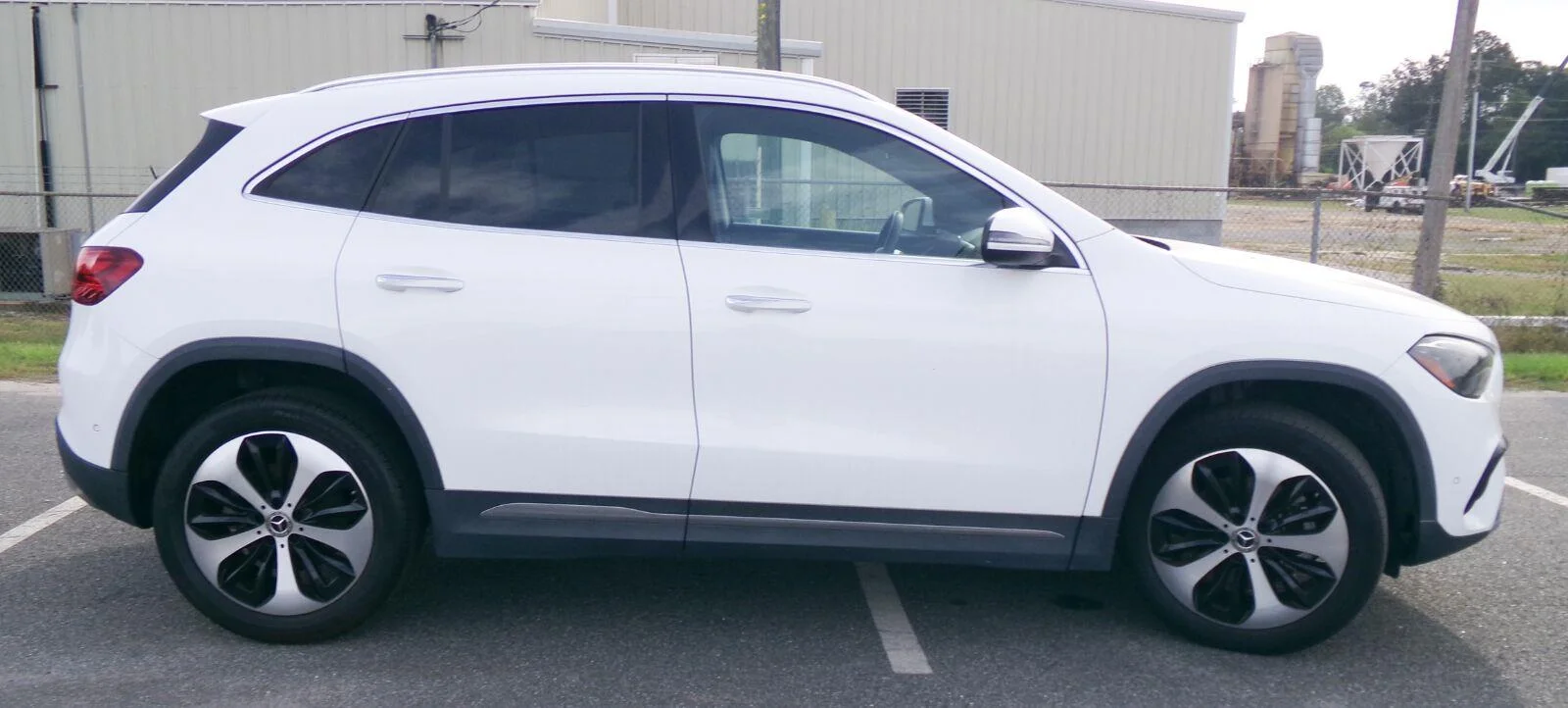 Used 2025 Polar White Mercedes-Benz GLA 250 image 5