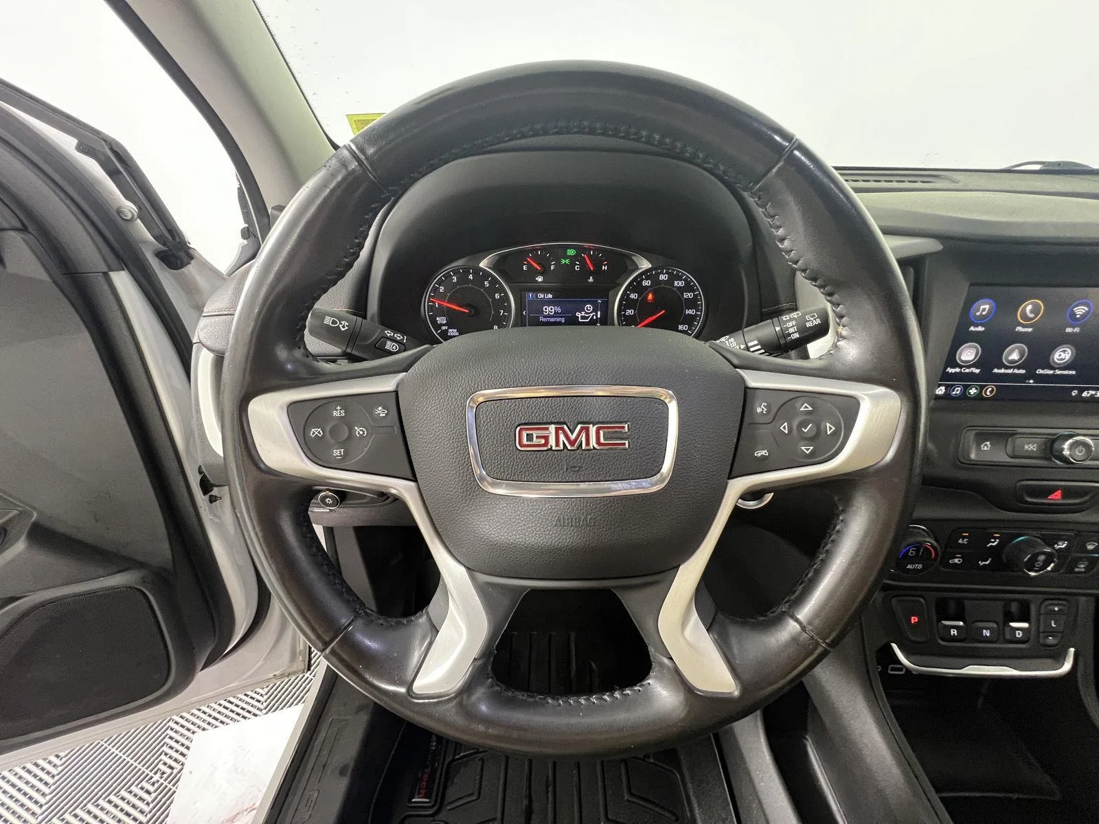 Used 2020 Summit White GMC SLE image 15