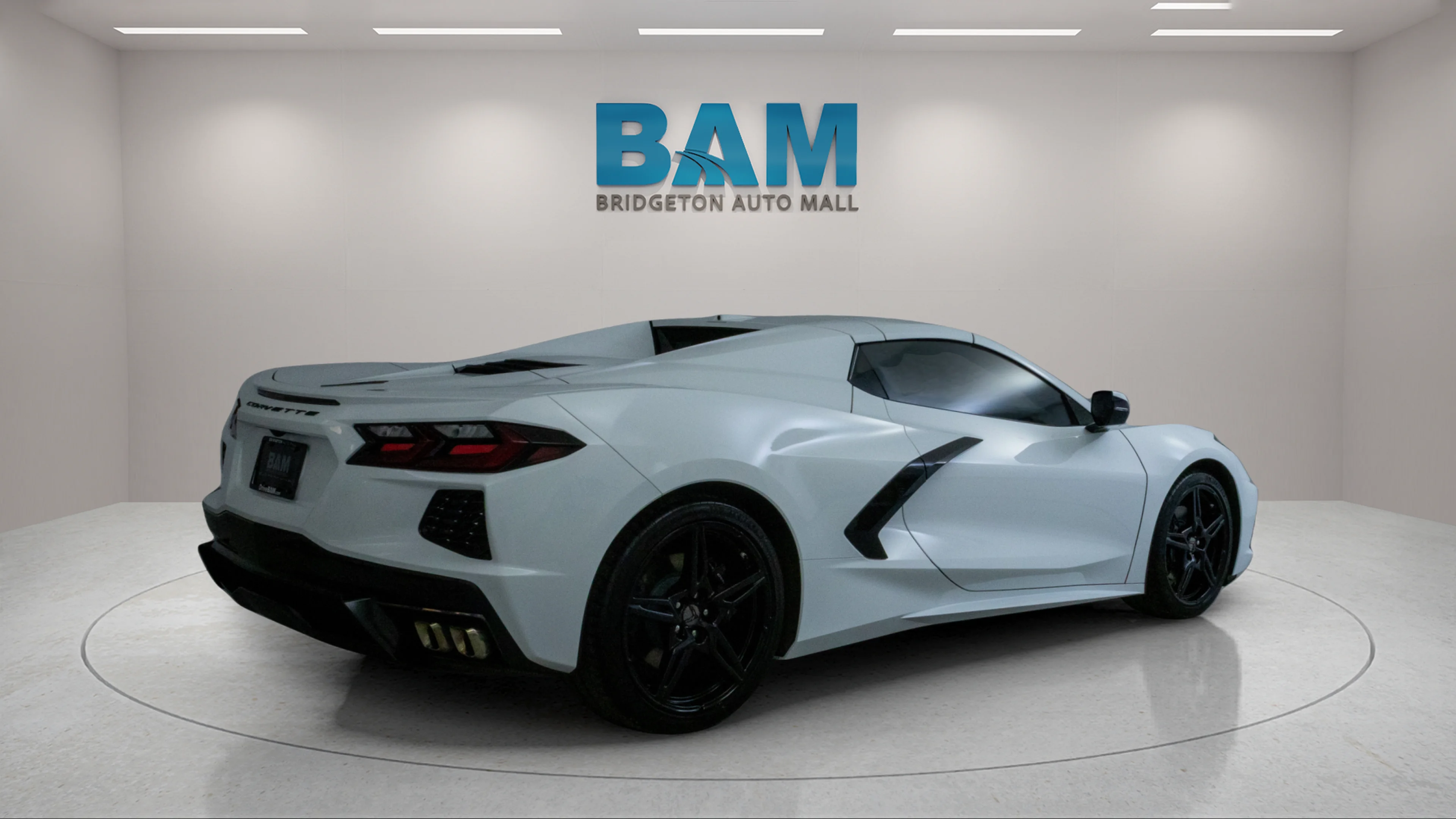 Used 2025 Arctic White Chevrolet 1LT image 7