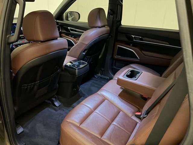 Used 2023 Moss Kia EX image 21