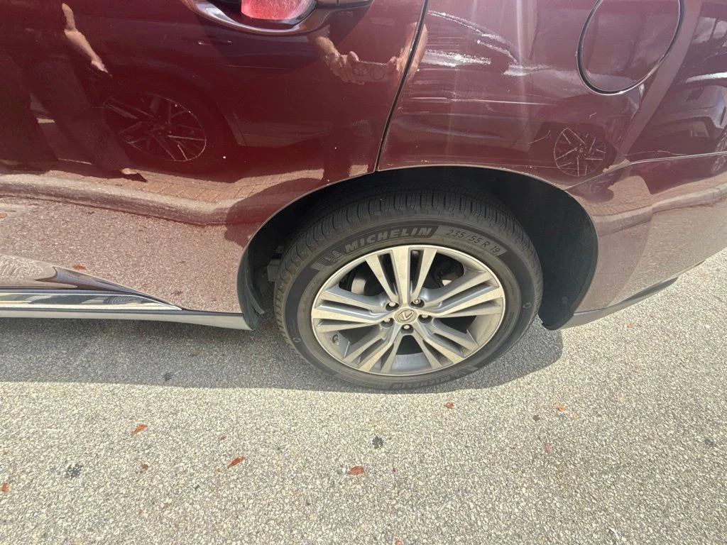 Used 2015  Lexus 350 image 6