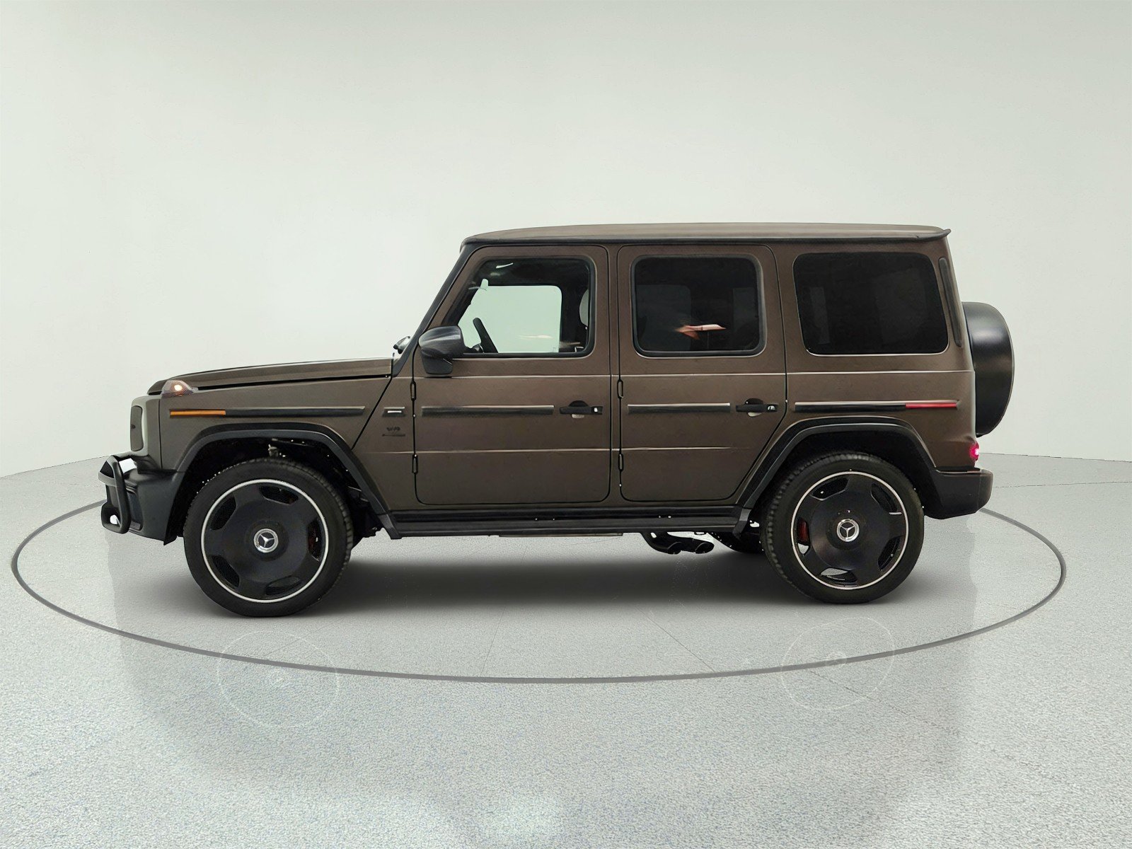 Certified Used 2025 MANUFAKTUR Dakota Brown magno Mercedes-Benz AMG® G 63 SUV image 8