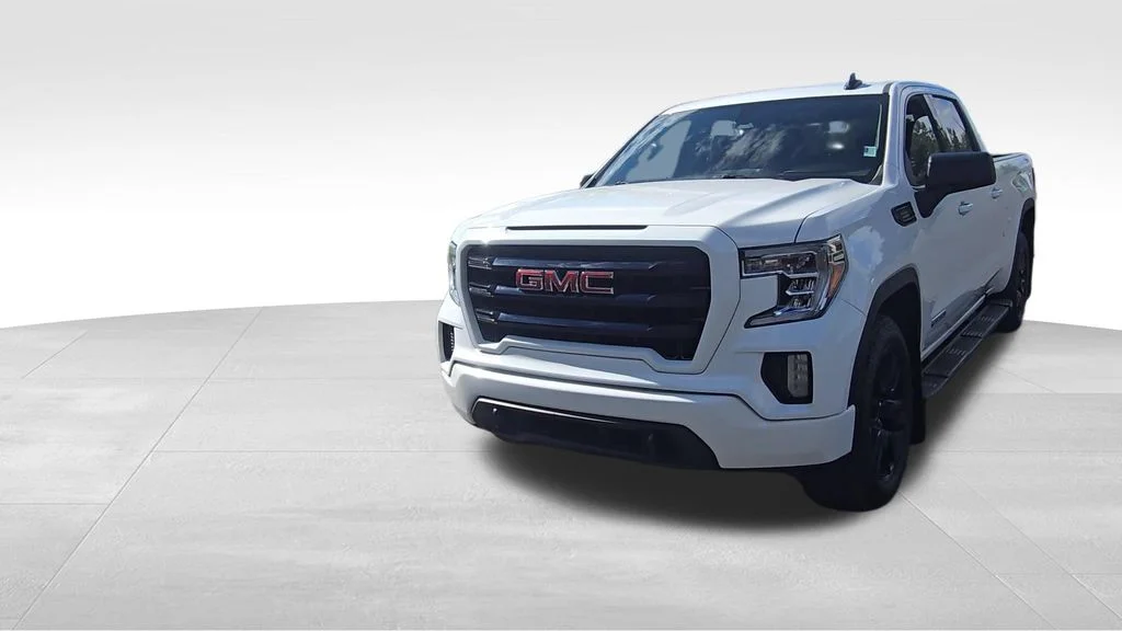 Used 2021 White GMC Elevation image 3
