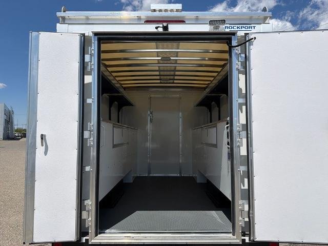 New 2026 Oxford White Ford Cutaway image 32