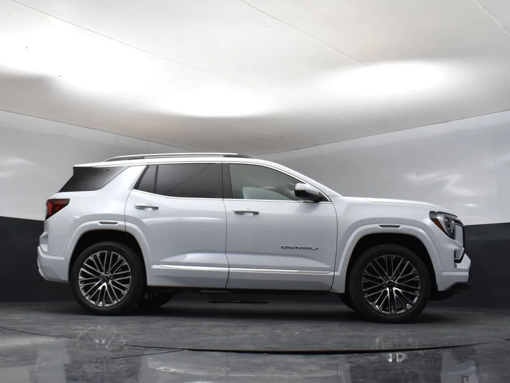 New 2026 Glacier White Tricoat GMC Denali image 32