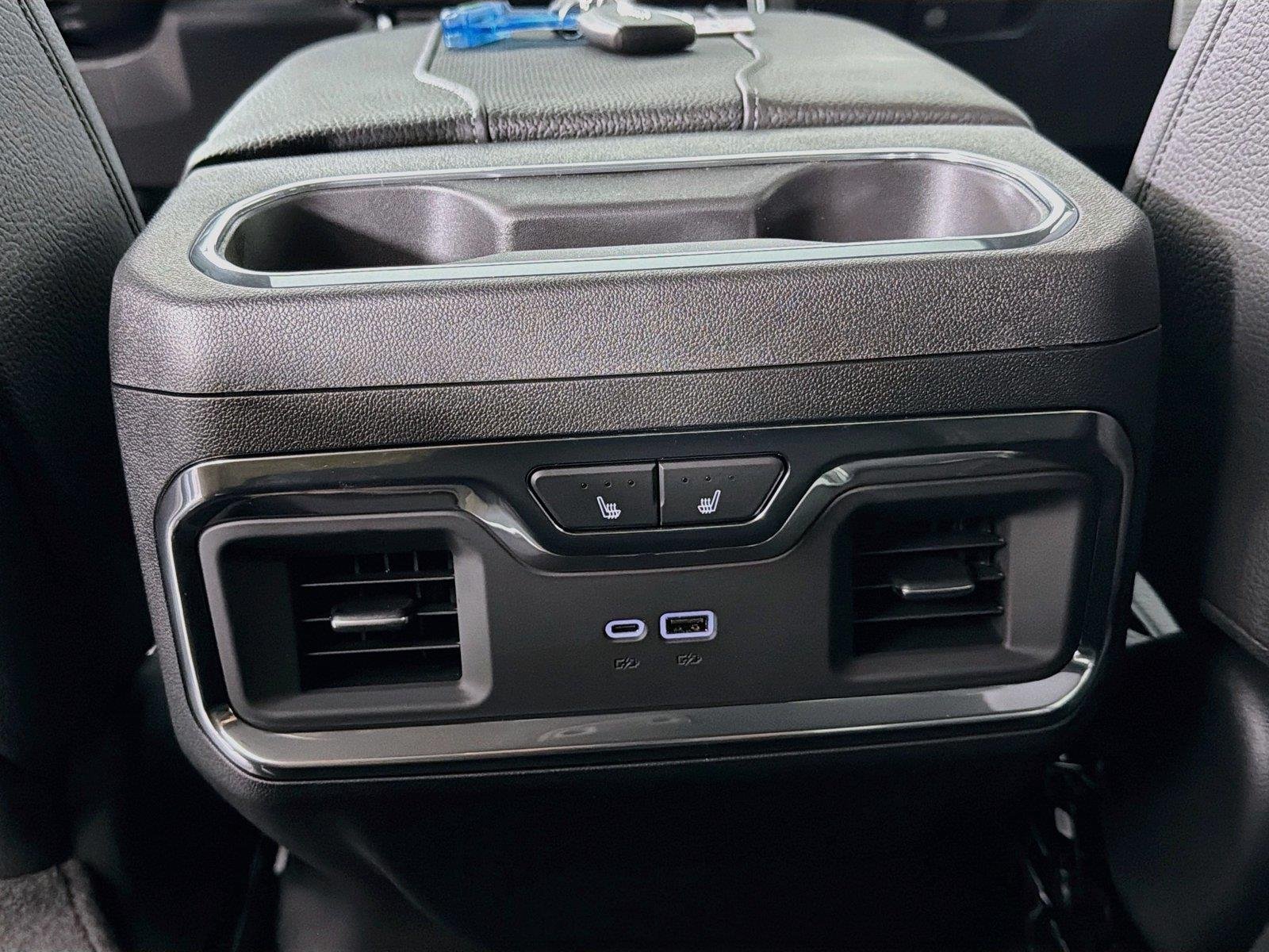 2026 GMC Sierra 2500HD Denali - Photo 29