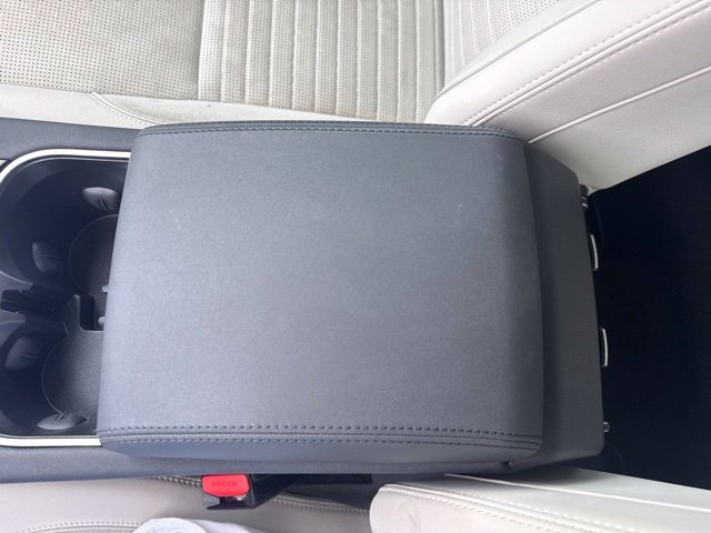 Used 2021 Santorini Black Metallic Land Rover S image 19