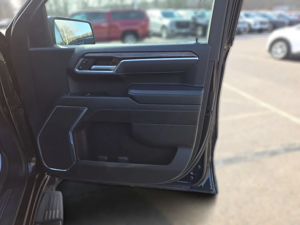 Certified Used 2022 Onyx Black GMC Elevation image 20