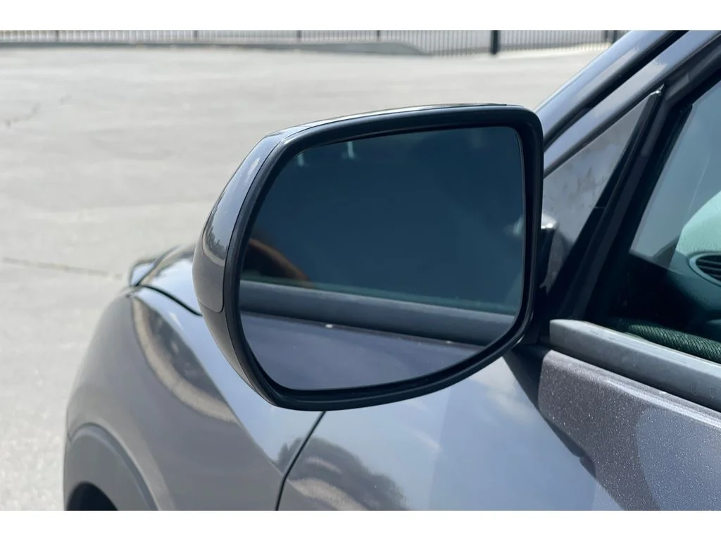 Used 2022 Modern Steel Metallic Honda LX image 11