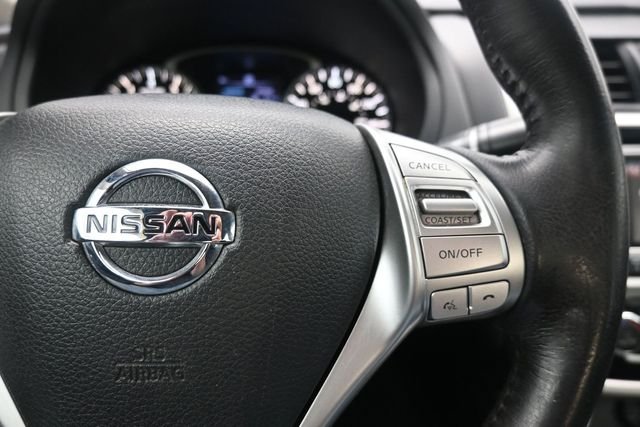 Used 2018 Gray Nissan 2.5 SV image 25
