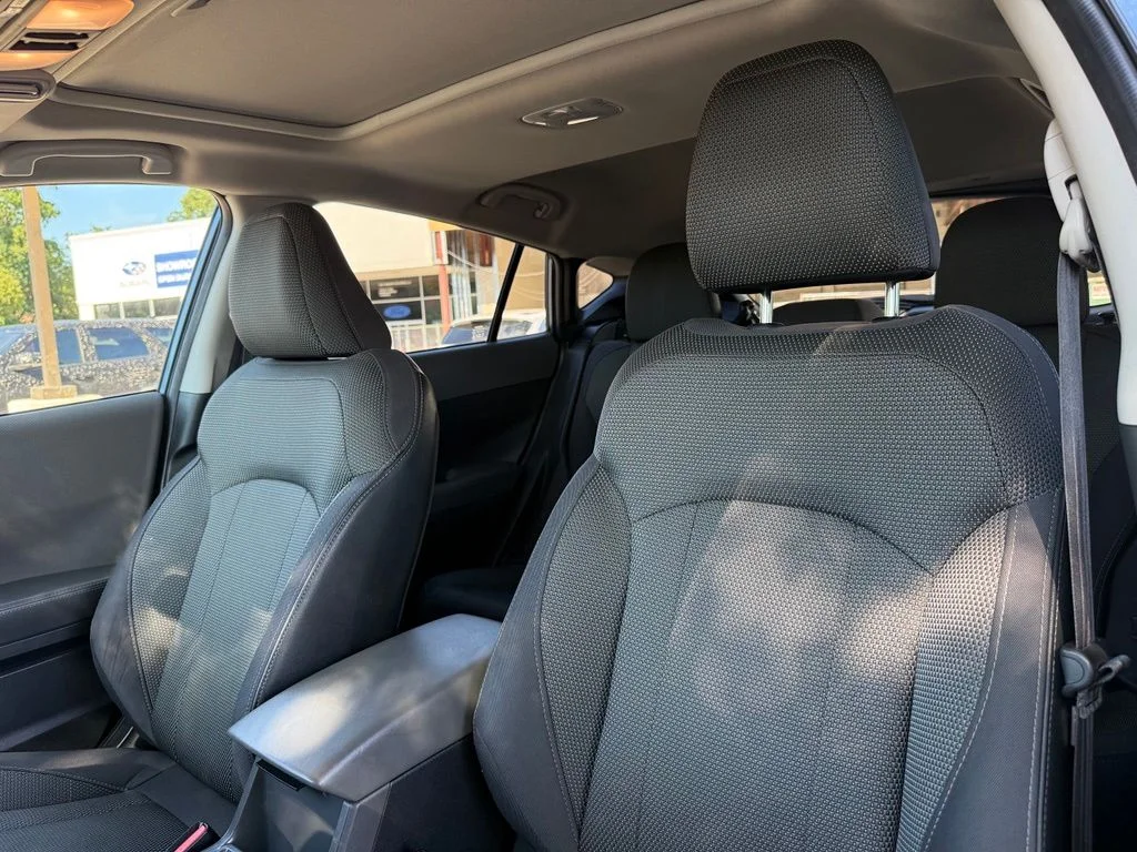 Used 2024 Blue Subaru Premium image 23