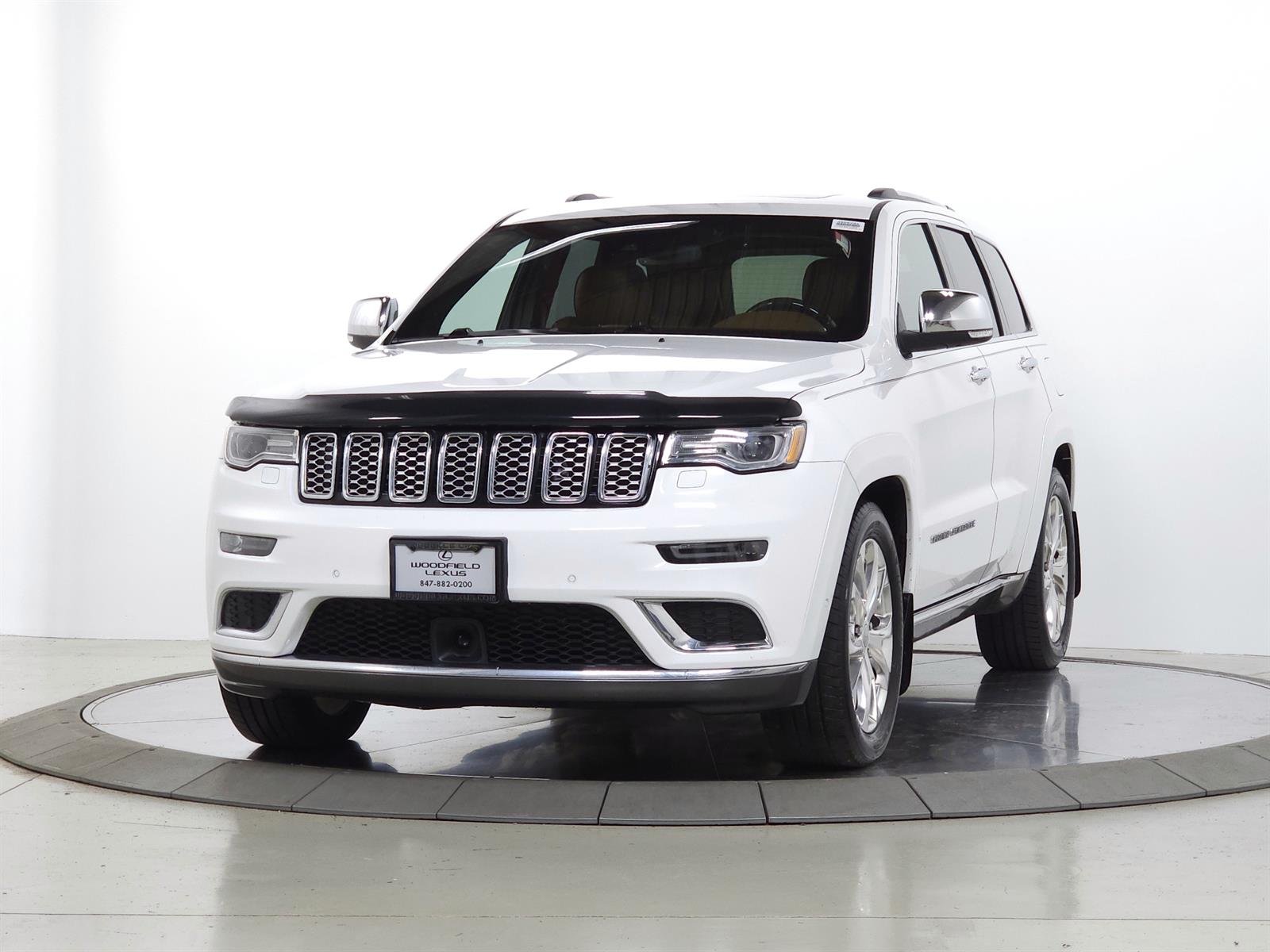 Used 2019 White Jeep Summit image 3
