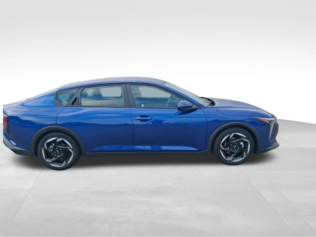 Certified Used 2026 Blue Kia EX image 4