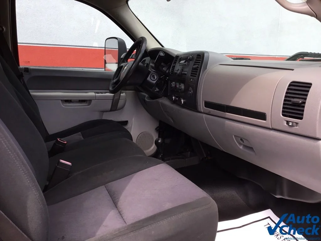 Used 2013 Red Chevrolet Work Truck image 40