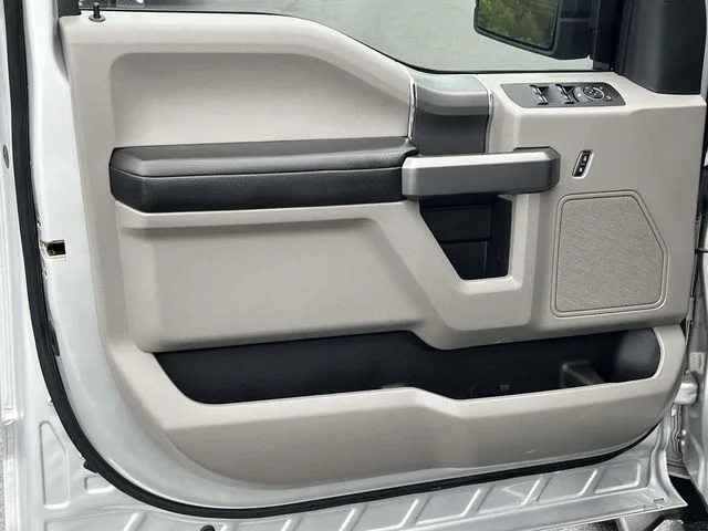 Used 2019 Silver Ford XLT image 23