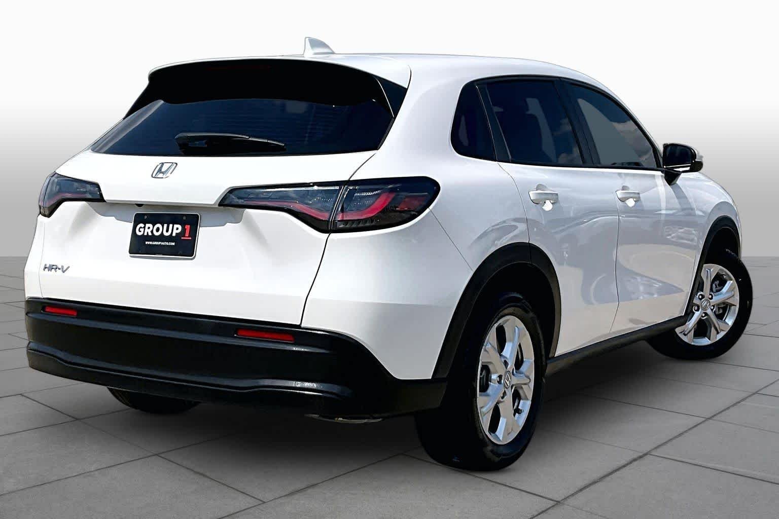 Used 2025 Platinum White Pearl Honda LX image 13
