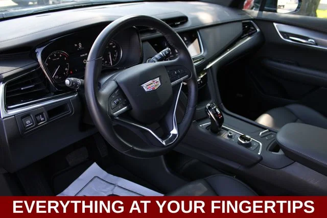 Used 2025 Green Cadillac Luxury image 2