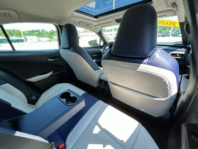 Used 2020 White Lexus 250h Base image 43