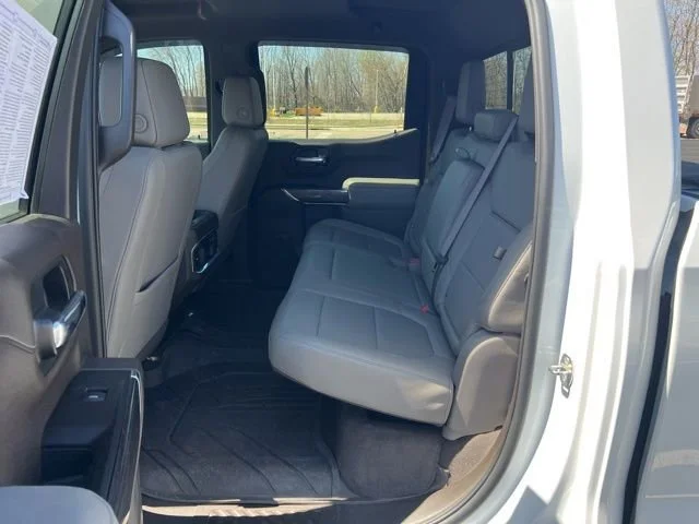 Used 2019 IRIDESCENT PEARL TRICOAT Chevrolet LTZ image 22