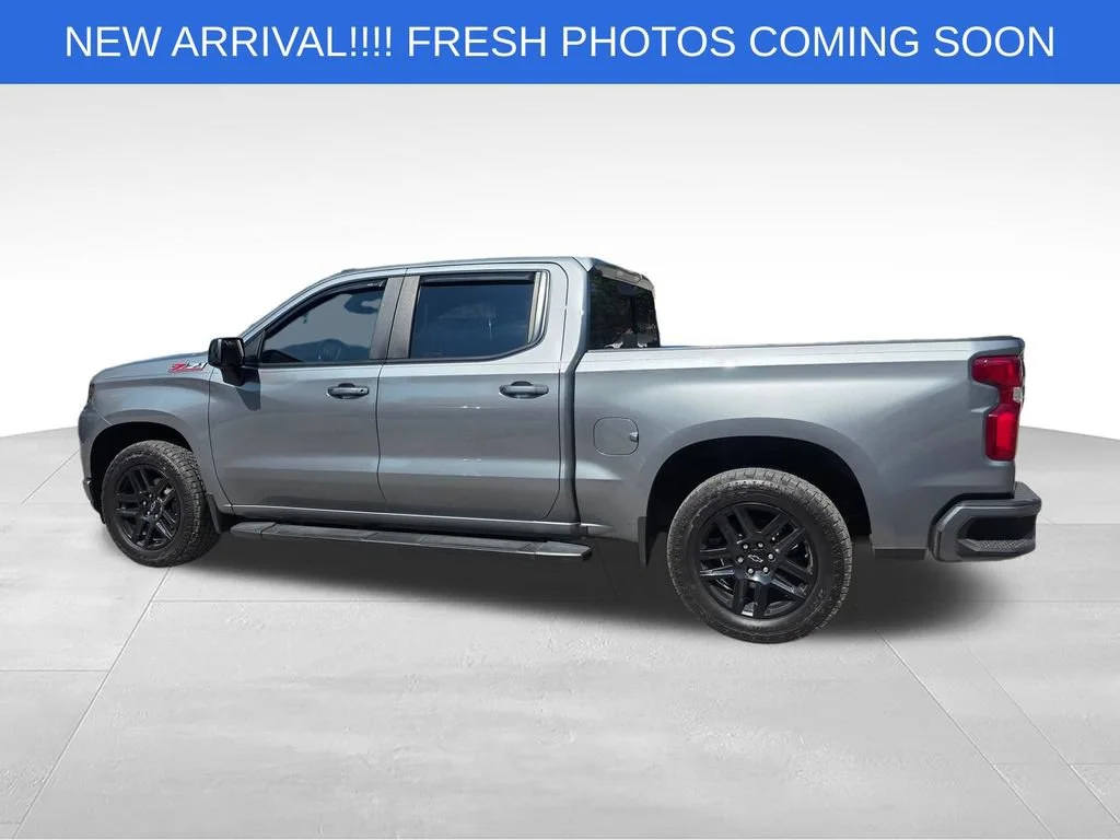 Used 2022 Satin Steel Metallic Chevrolet RST image 4