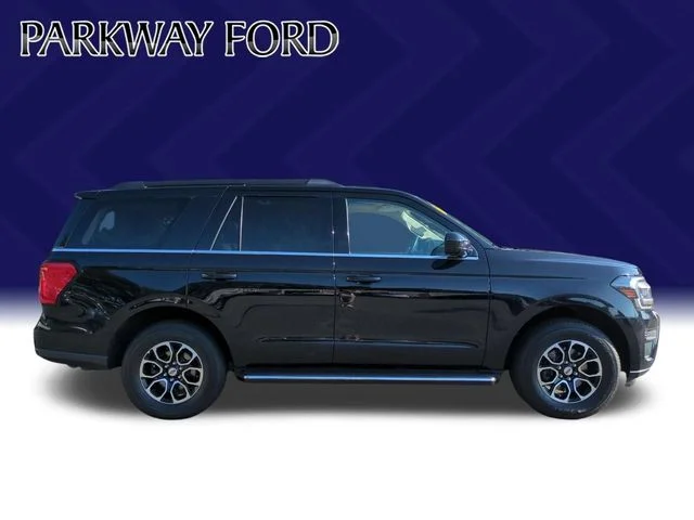Used 2022 Black Ford XLT image 6