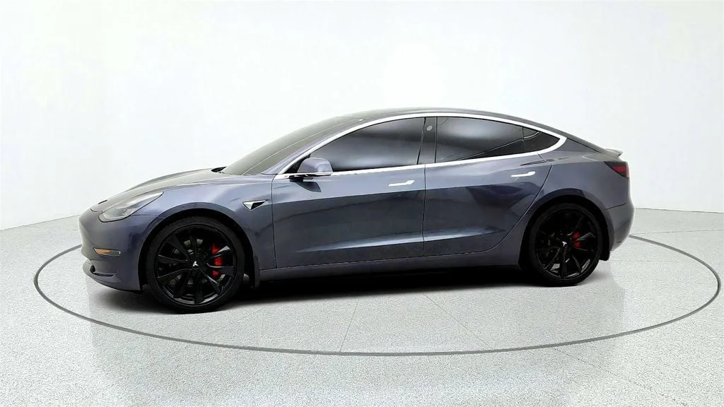 Used 2018 Midnight Silver Metallic Tesla Performance AWD w/ 20
