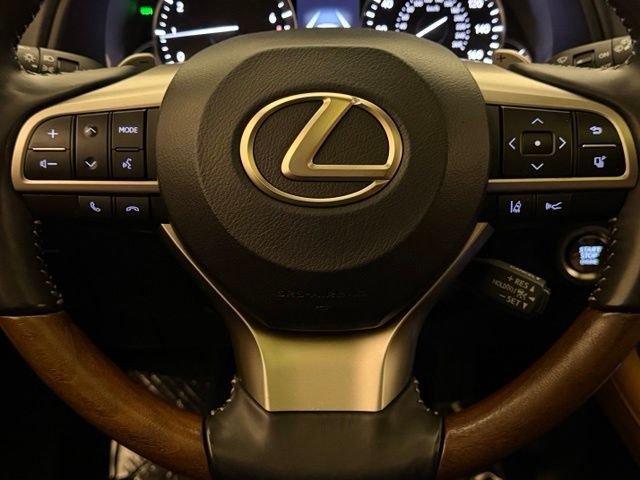 Used 2022 Nori Green Pearl Lexus 350L image 38