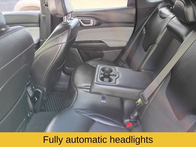 Used 2023 Black Jeep Latitude image 22