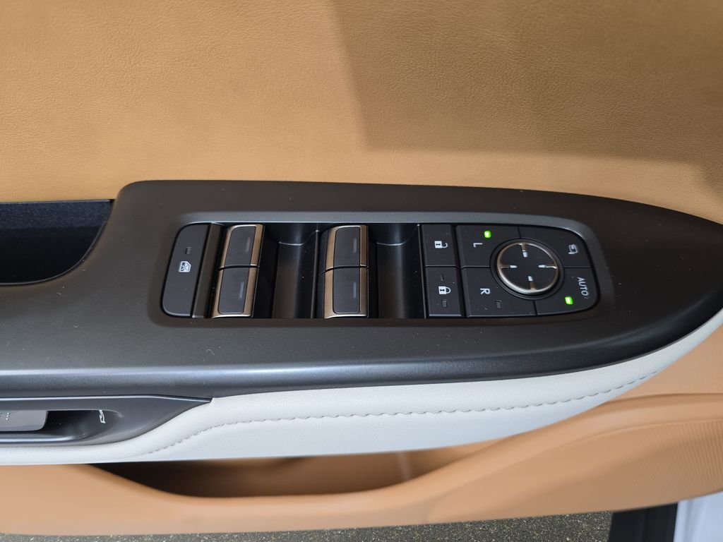 New 2026 Oxygen White Lexus PREMIUM AWD image 28
