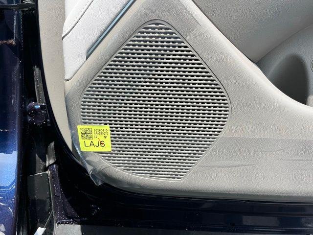 New 2026  Hyundai Limited FWD image 24