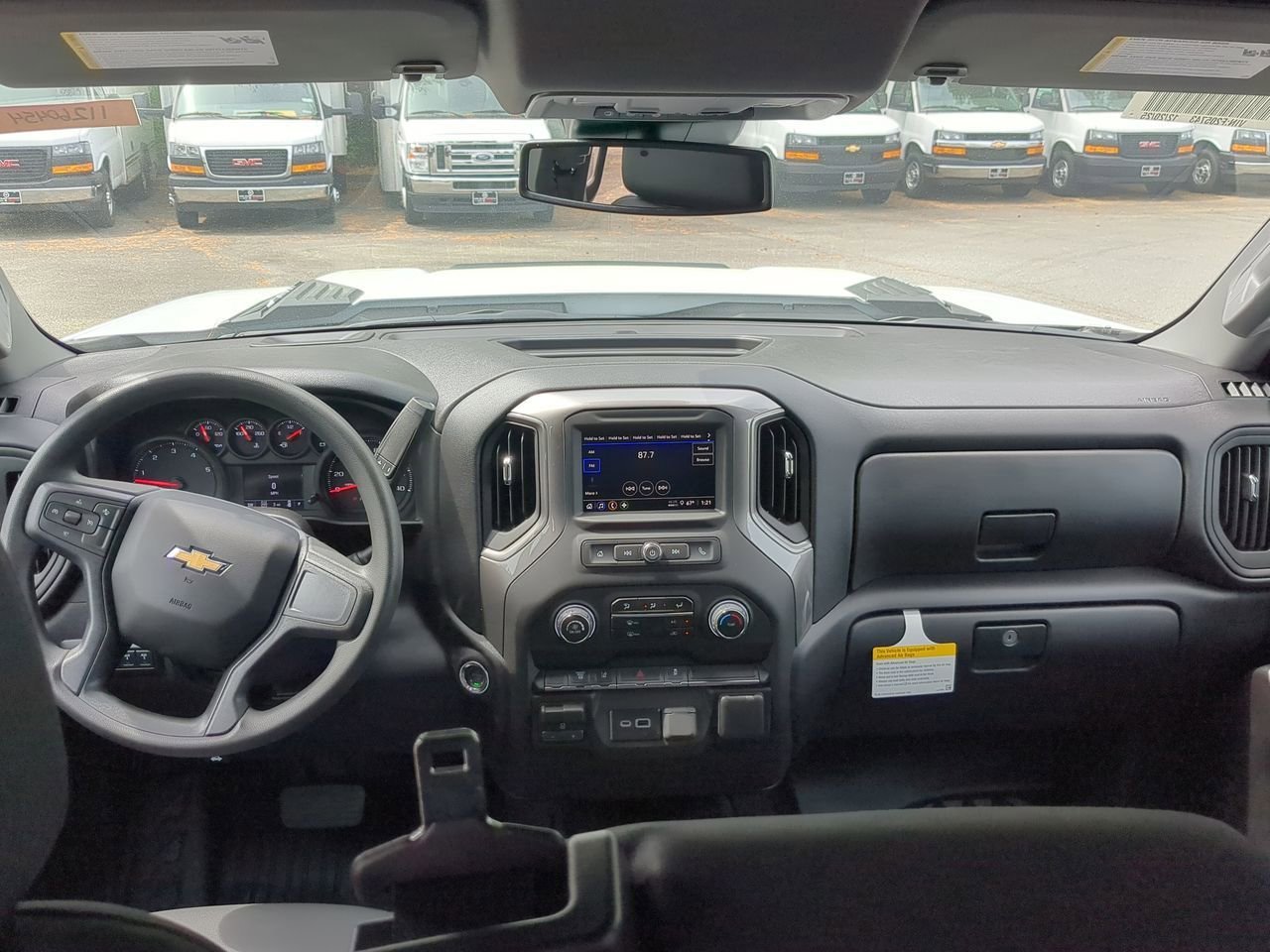 New 2026 Summit White Chevrolet Work Truck image 19