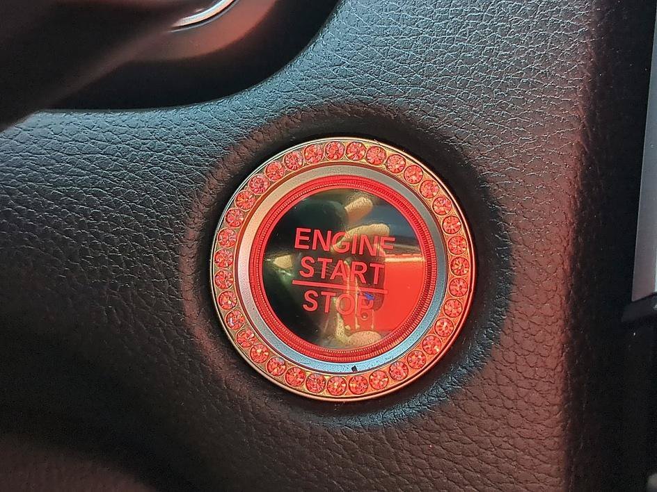 Used 2018 Lunar Silver Metallic Honda EX-L image 26