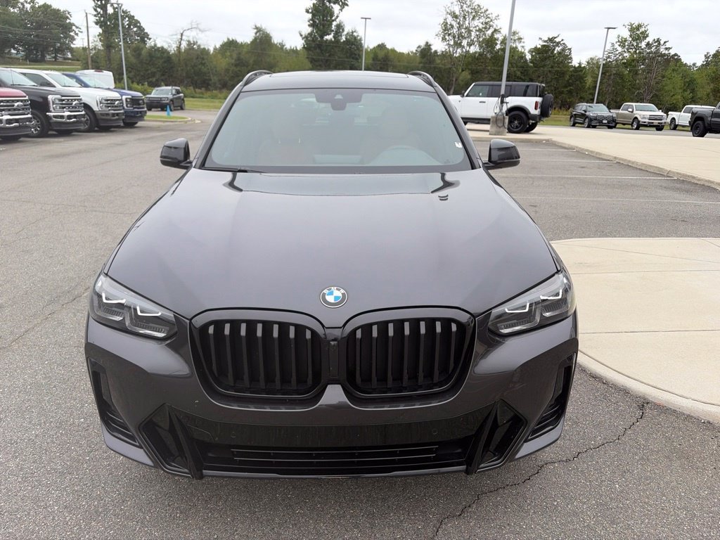 Used 2024 Dark Graphite Metallic BMW sDrive30i image 9