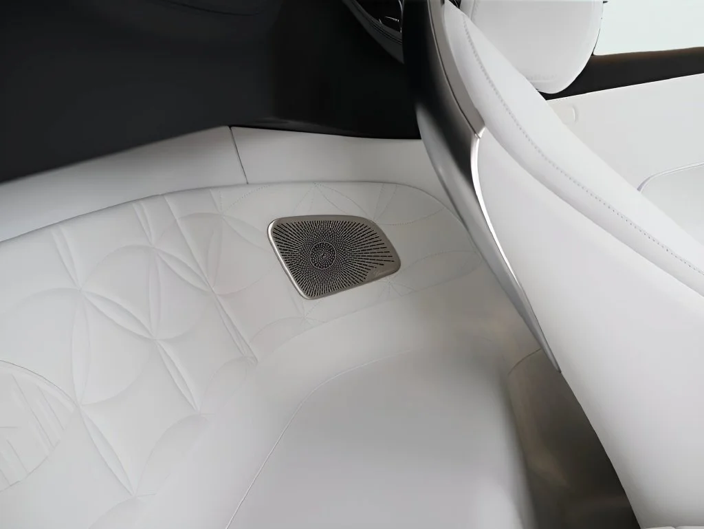 New 2026 MANUFAKTUR moonlight white magno (White Ambiance) Mercedes-Benz Maybach SL 680 image 73